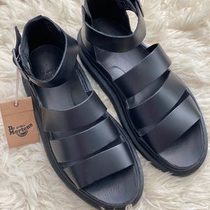 Dr. Martens - Clarissa Brando